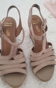 Clark's Wedge Sandals - Size 8